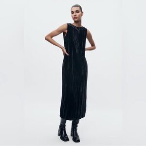 Zara Black Velvet Sleeveles Maxi Dress - Elegant Evening Style